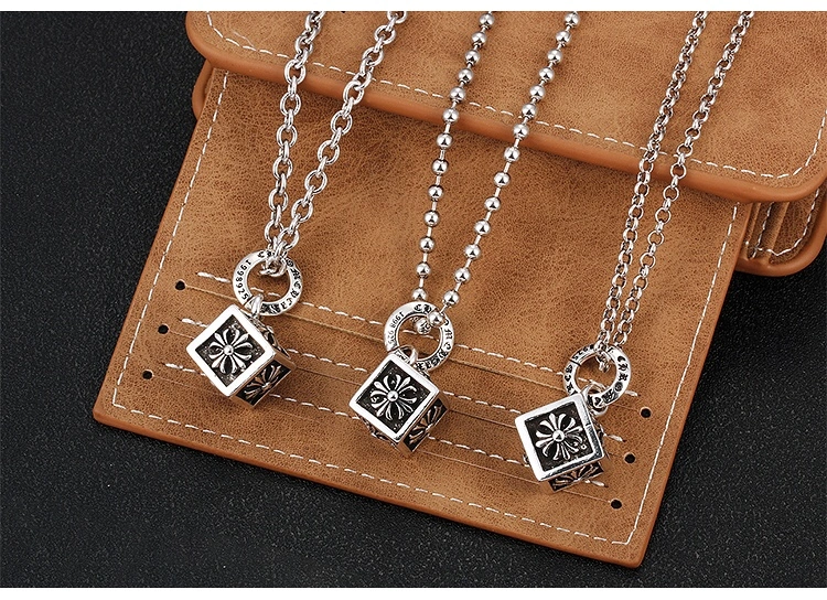 Chrxmx Hxxrts Necklaces GoAnywhere 301210