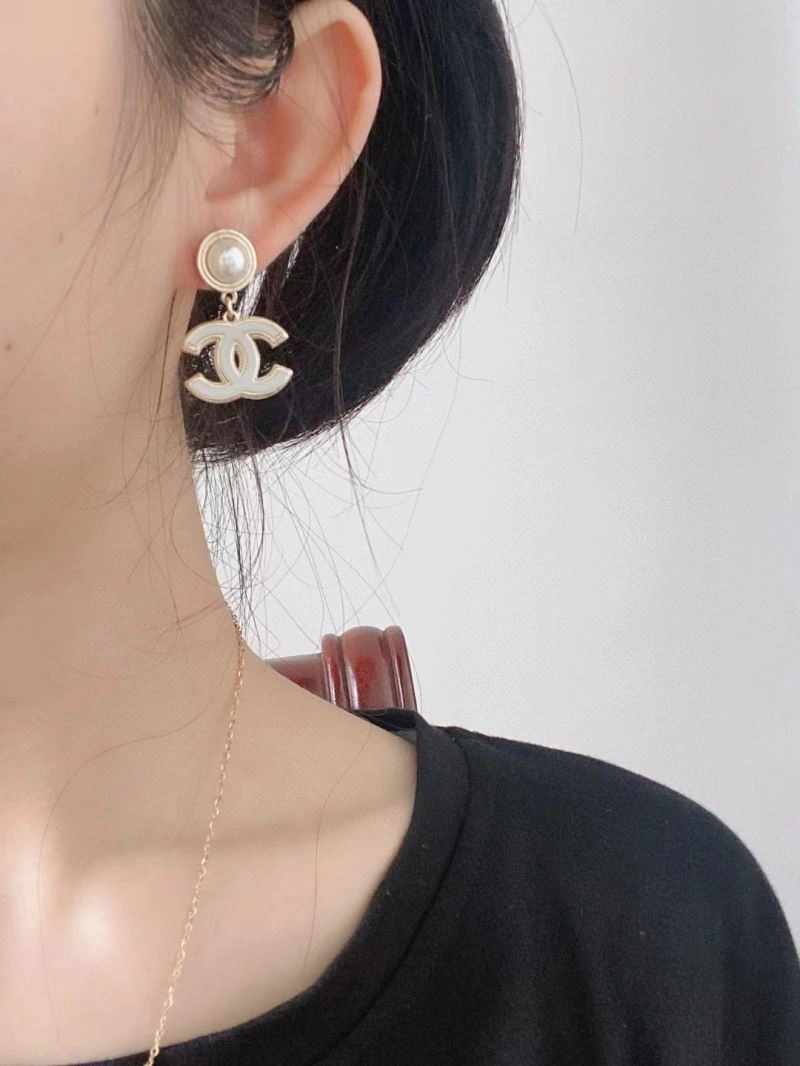 Chxnxl Earrings Sleek 292005