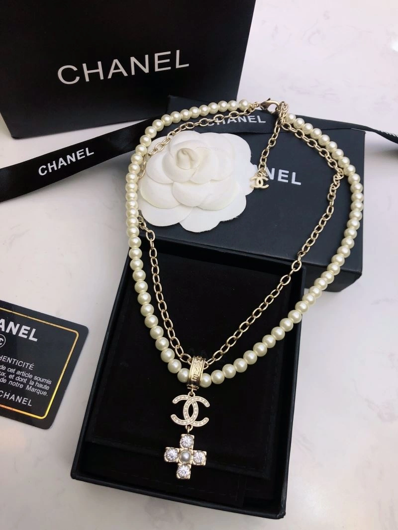 Elegant Chxnxl Brooches 293013