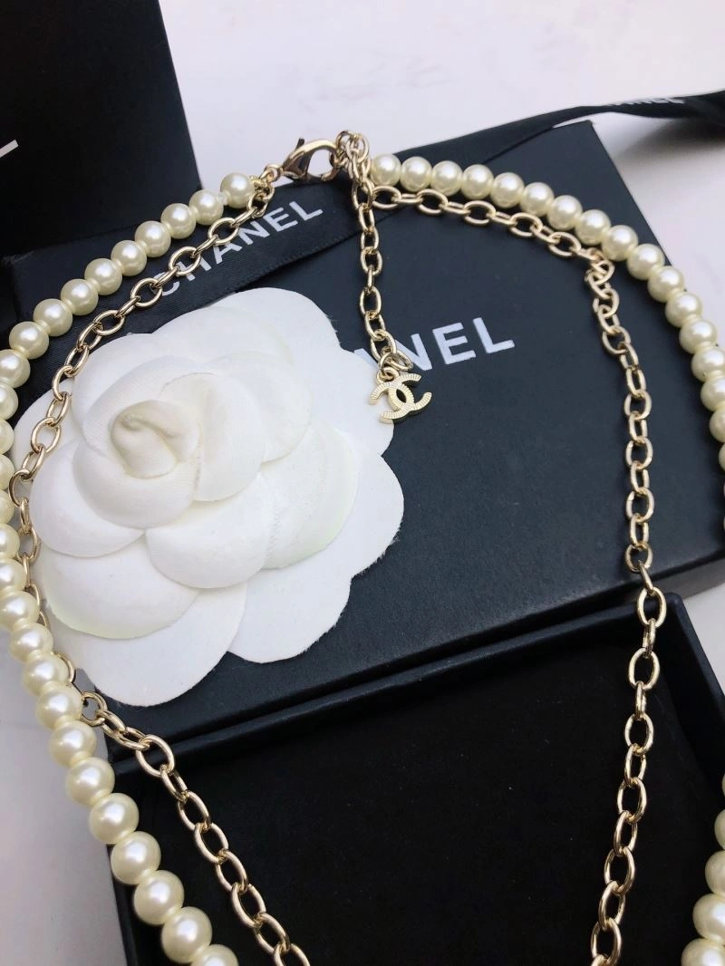 Elegant Chxnxl Brooches 293013