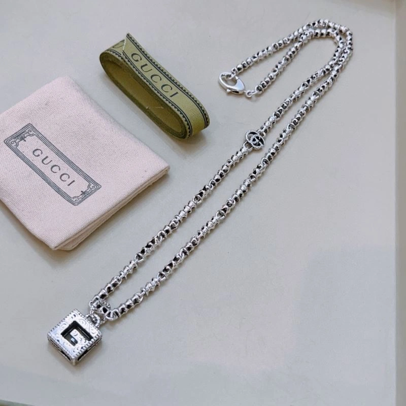 Gxccx Necklaces Affordable 306782
