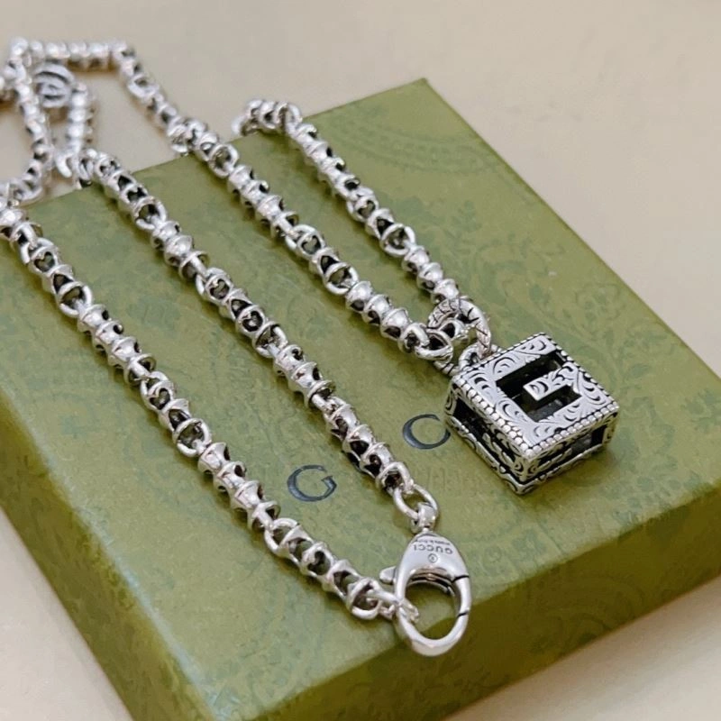 Gxccx Necklaces Affordable 306782