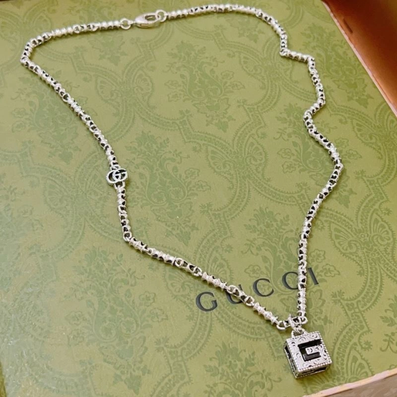 Gxccx Necklaces Affordable 306782