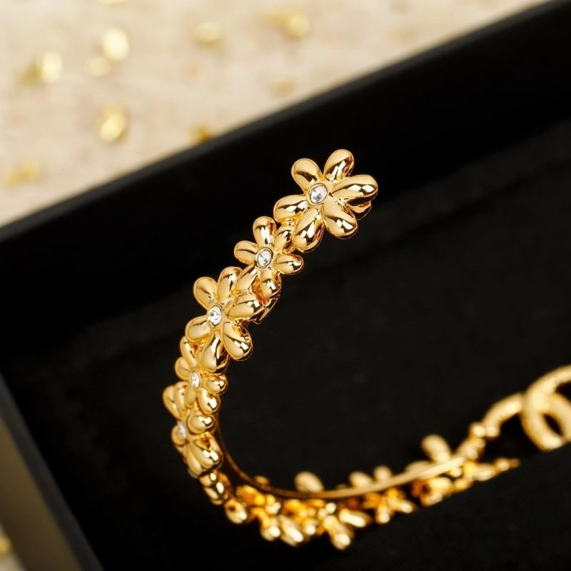 Sleek Chxnxl Bracelets 293132