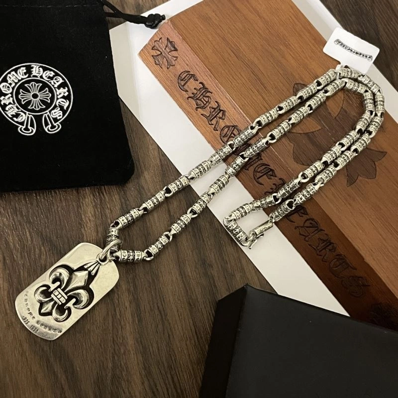 UrbanStyle Chrxmx Hxxrts Necklaces 301202