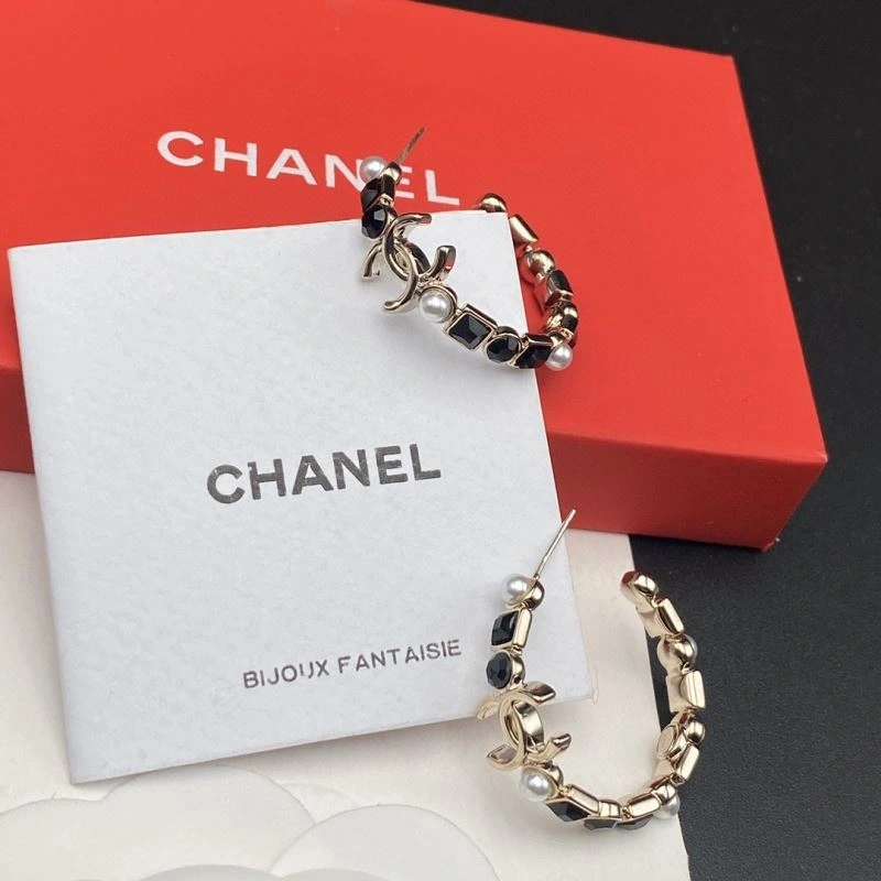Vibrant Chxnxl Earrings 291962