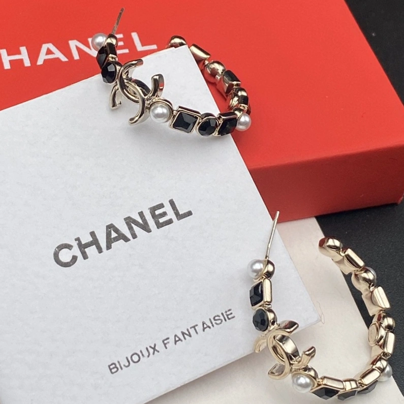 Vibrant Chxnxl Earrings 291962