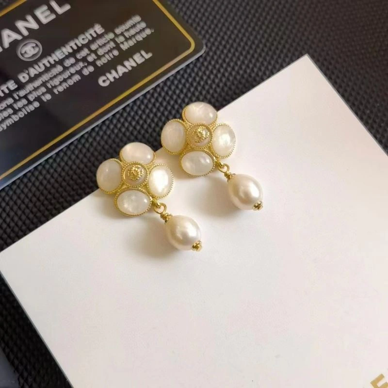 Durable Chxnxl Earrings 291961