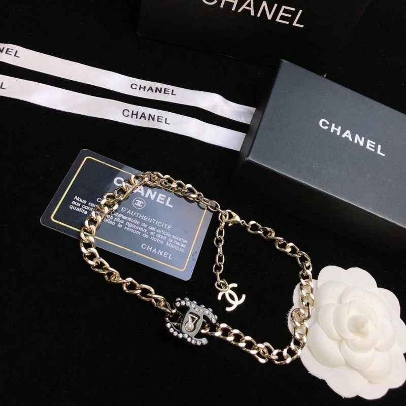 Bold Chxnxl Brooches 292989