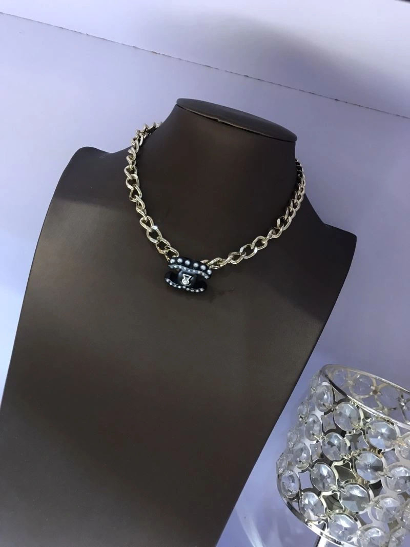 Bold Chxnxl Brooches 292989
