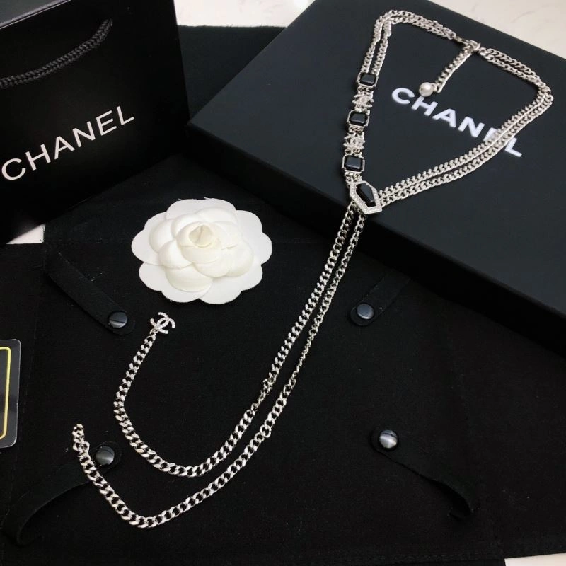 StreetReady Chxnxl Brooches 292984