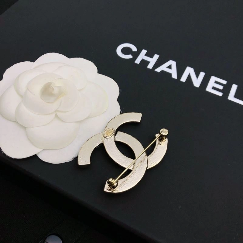 Sleek Chxnxl Brooches 292998