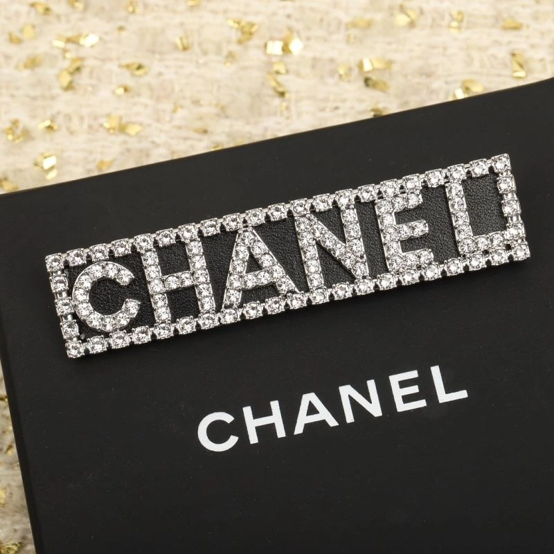 Versatile Chxnxl Brooches 292986