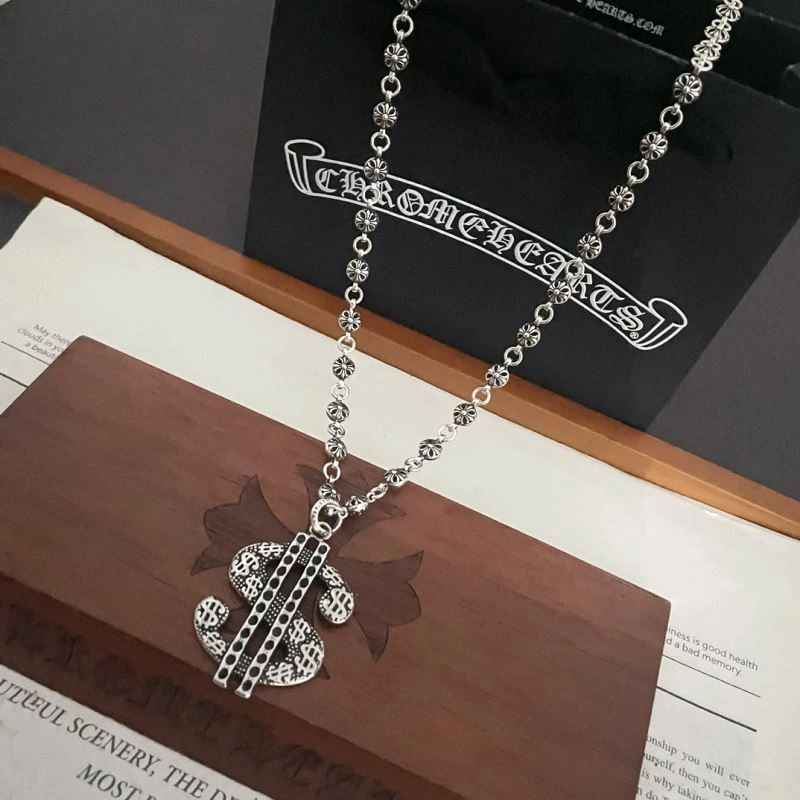 Versatile Chrxmx Hxxrts Necklaces 301205