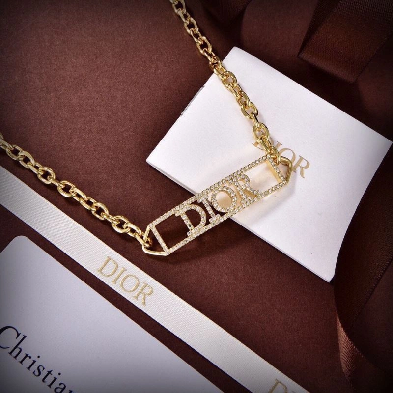 Comfortable Christian Dxxr Necklaces 295131