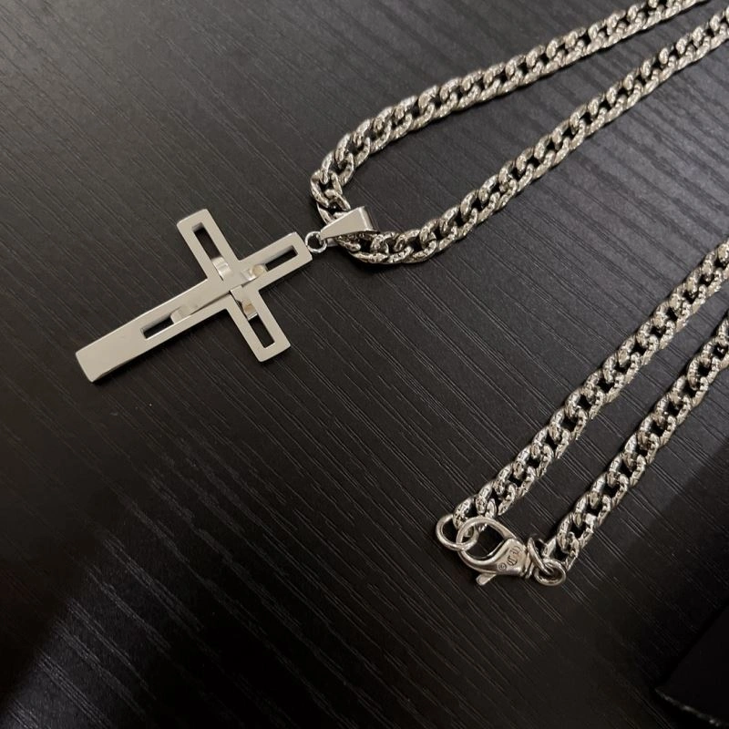 Unique Chrxmx Hxxrts Necklaces 301191