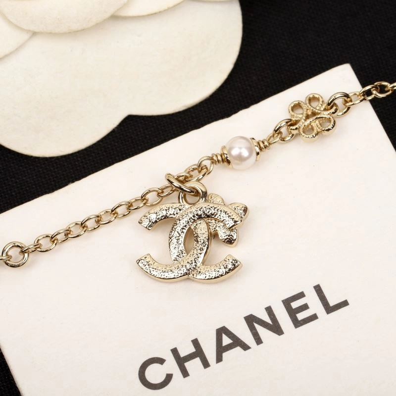 Modern Chxnxl Brooches 292974