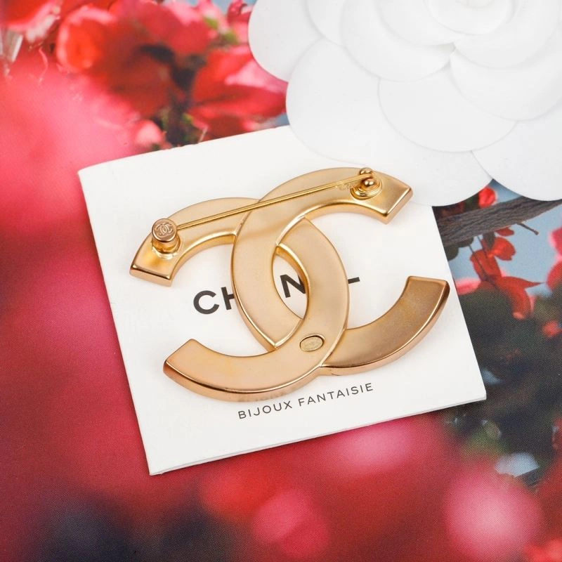 Elegant Chxnxl Brooches 292971