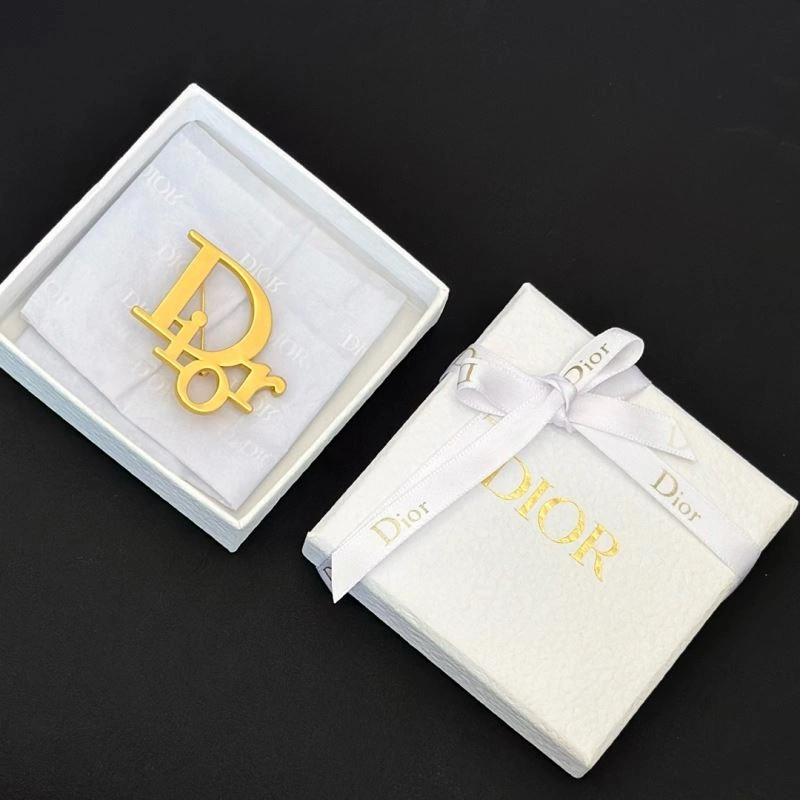 Christian Dxxr Brooches Unique 295467