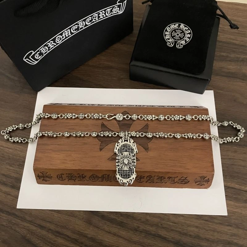 NewStyle Chrxmx Hxxrts Necklaces 301182