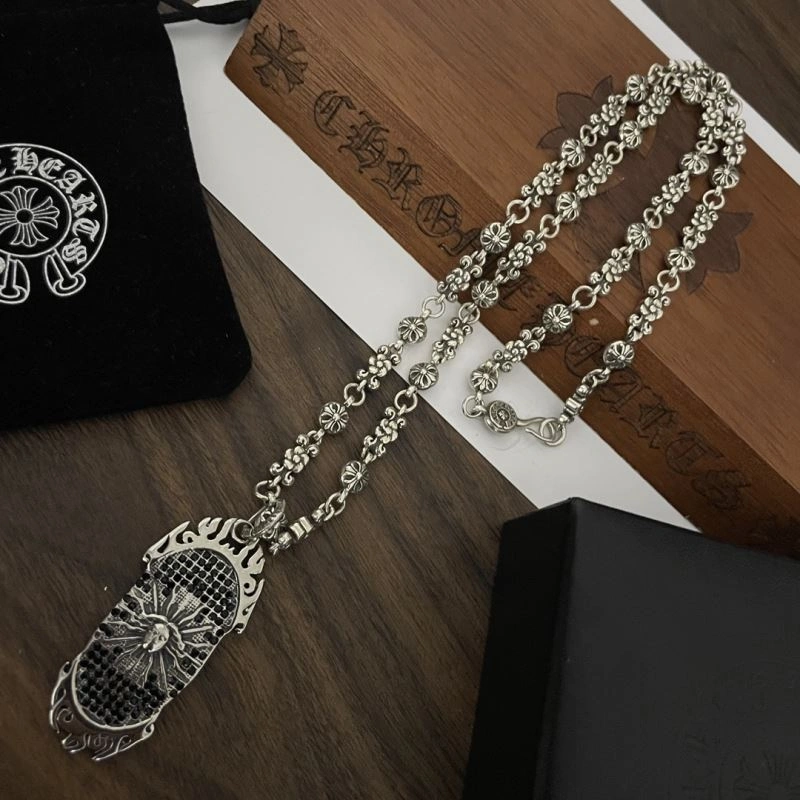 NewStyle Chrxmx Hxxrts Necklaces 301182