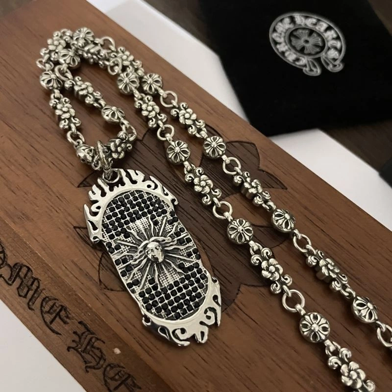 NewStyle Chrxmx Hxxrts Necklaces 301182