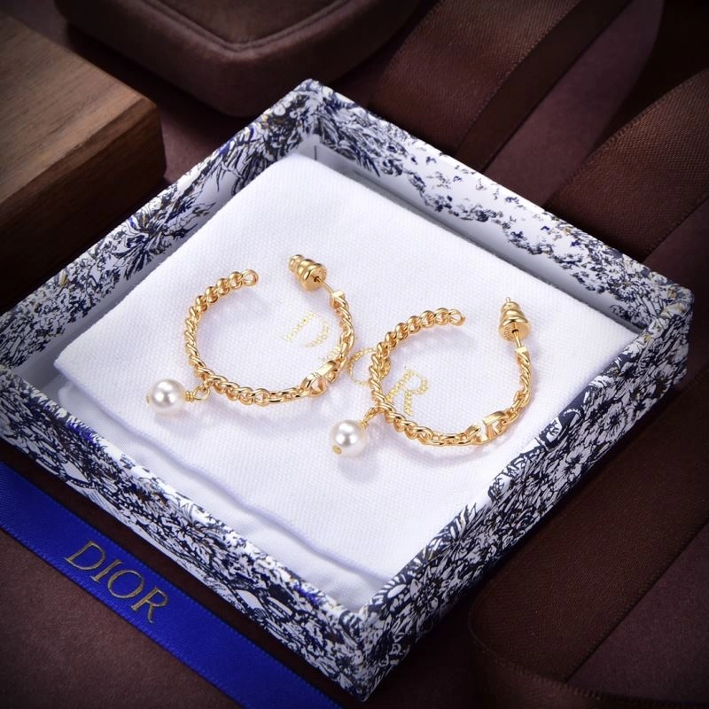 Christian Dxxr Earrings Functional 295411