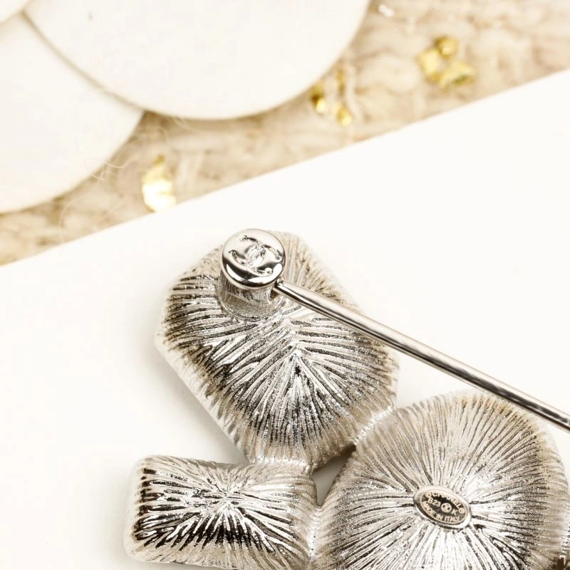 Chxnxl Brooches Lightweight 292963