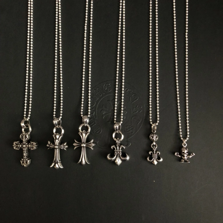 ModernLook Chrxmx Hxxrts Necklaces 301176