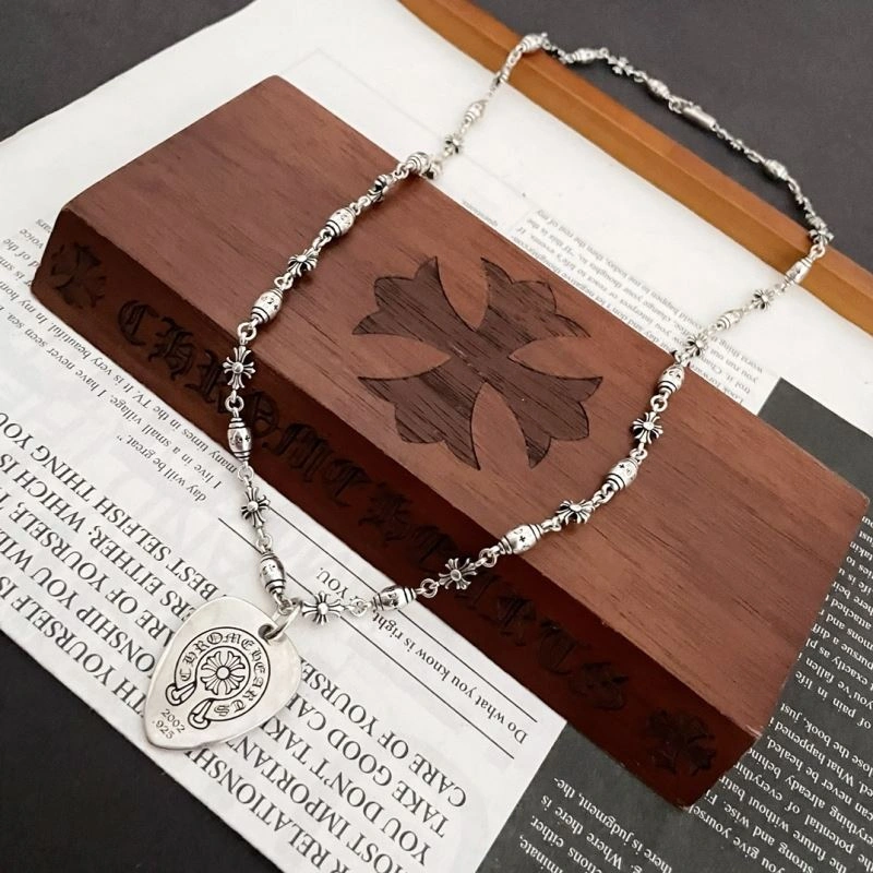 Modern Chrxmx Hxxrts Necklaces 301173