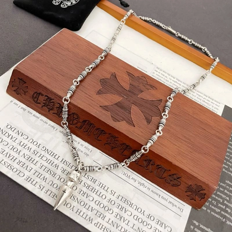 EasyMatch Chrxmx Hxxrts Necklaces 301168