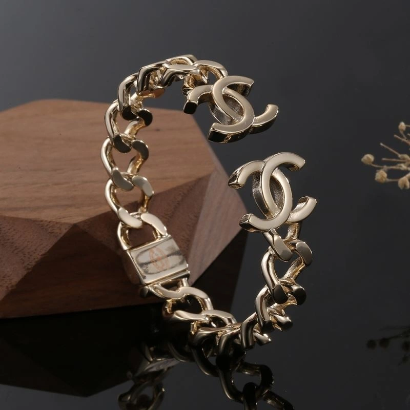 WellDesigned Chxnxl Bracelets 293147