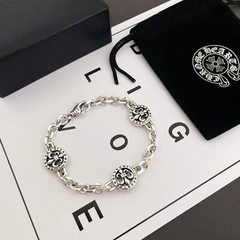 GoAnywhere Chrxmx Hxxrts Bracelets 301527