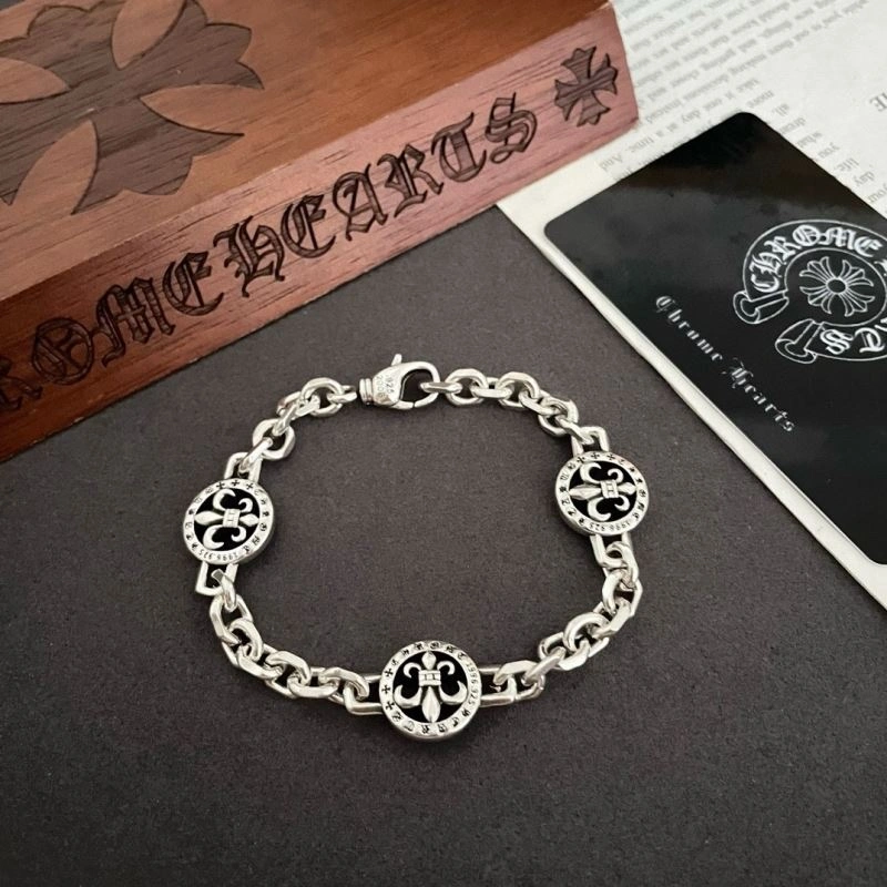 GoAnywhere Chrxmx Hxxrts Bracelets 301527