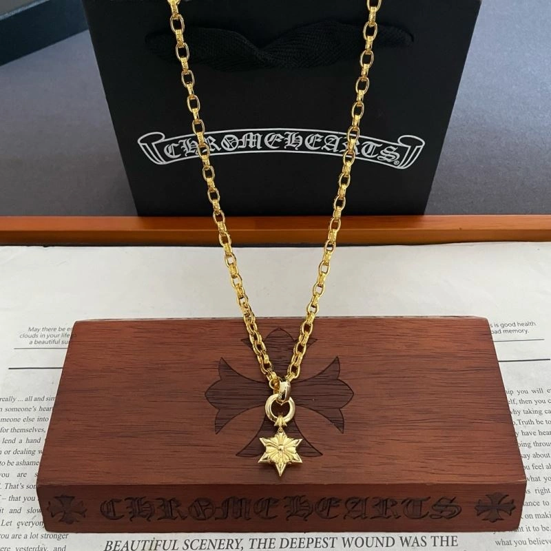 Breathable Chrxmx Hxxrts Necklaces 301158
