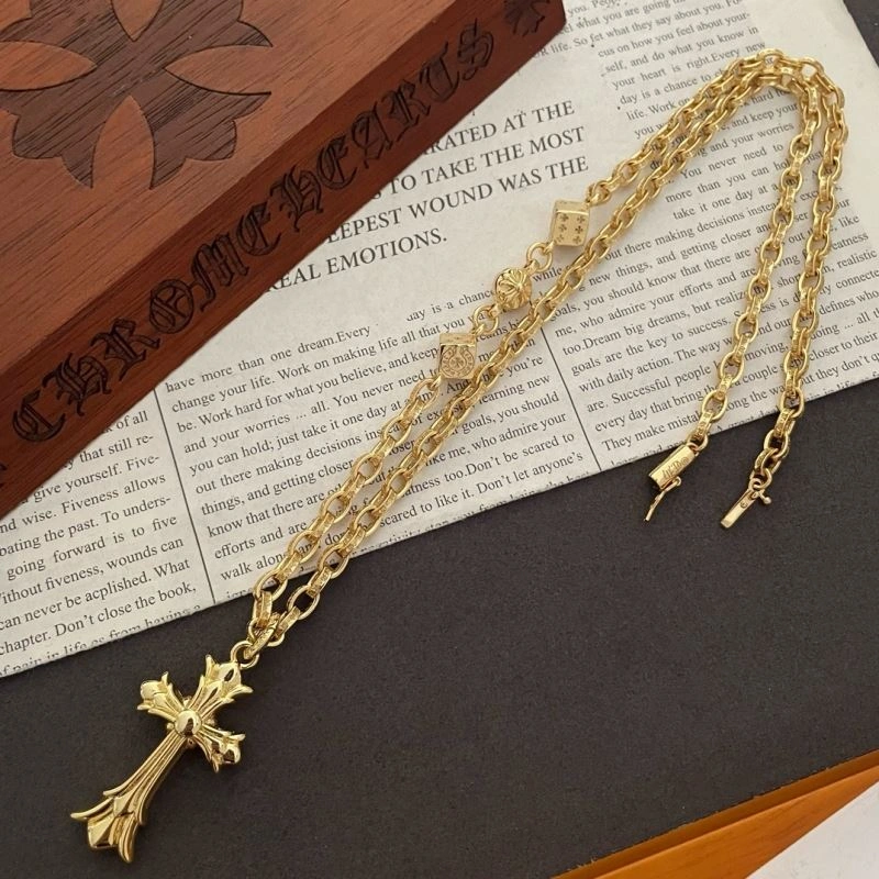 Classic Chrxmx Hxxrts Necklaces 301162
