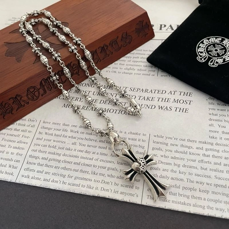 Chrxmx Hxxrts Necklaces Affordable 301141