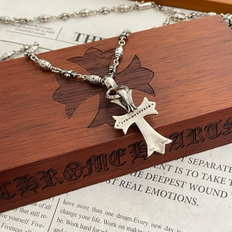 Chrxmx Hxxrts Necklaces Affordable 301141