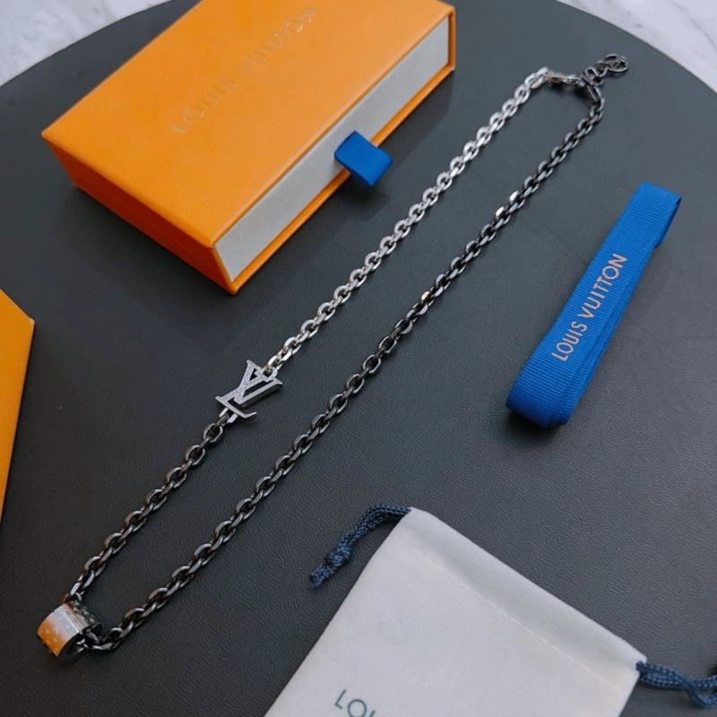 Fashionable LX Necklaces 311569