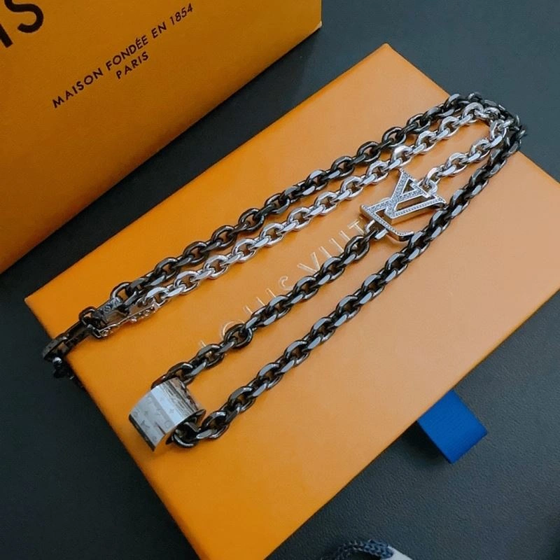 Fashionable LX Necklaces 311569