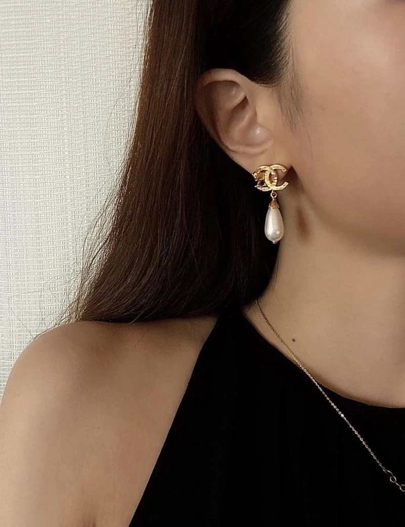 Soft Chxnxl Earrings 291896