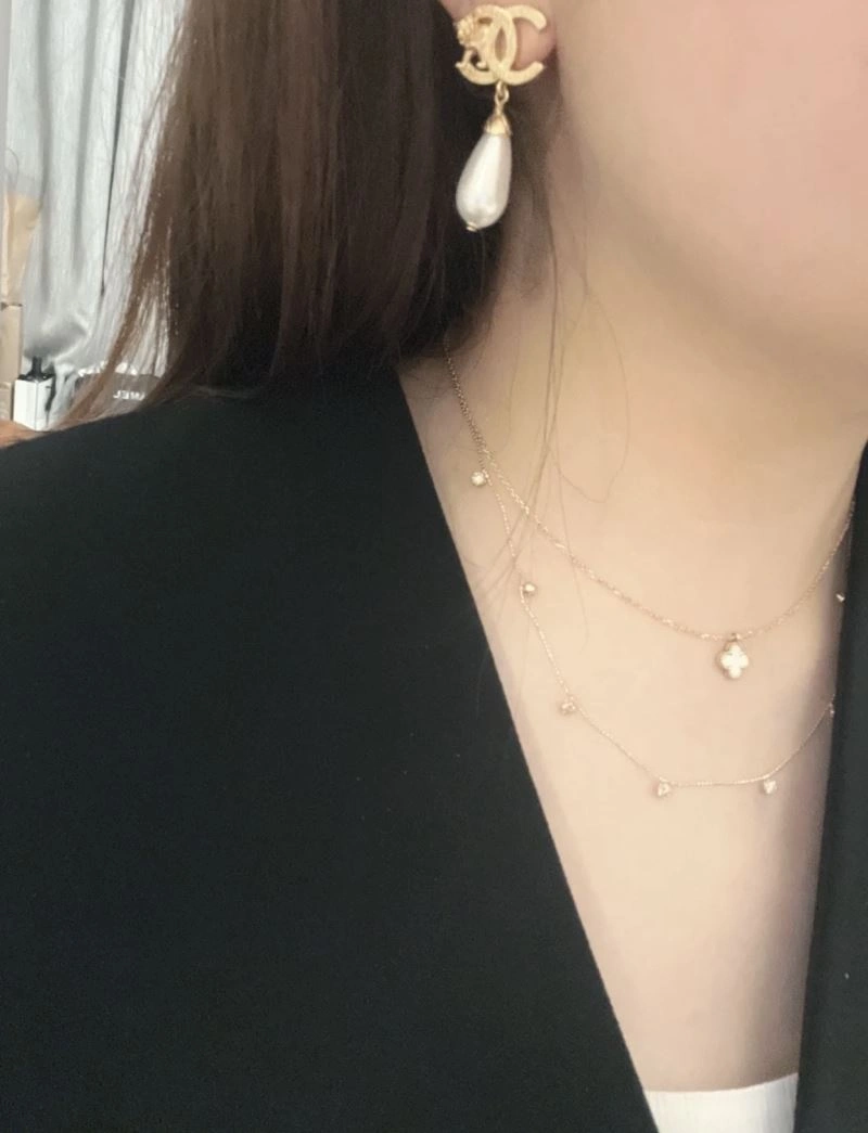 Soft Chxnxl Earrings 291896