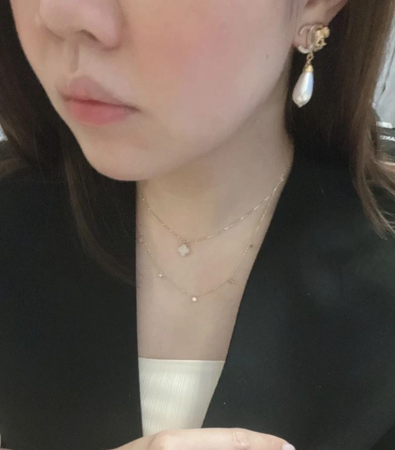 Soft Chxnxl Earrings 291896