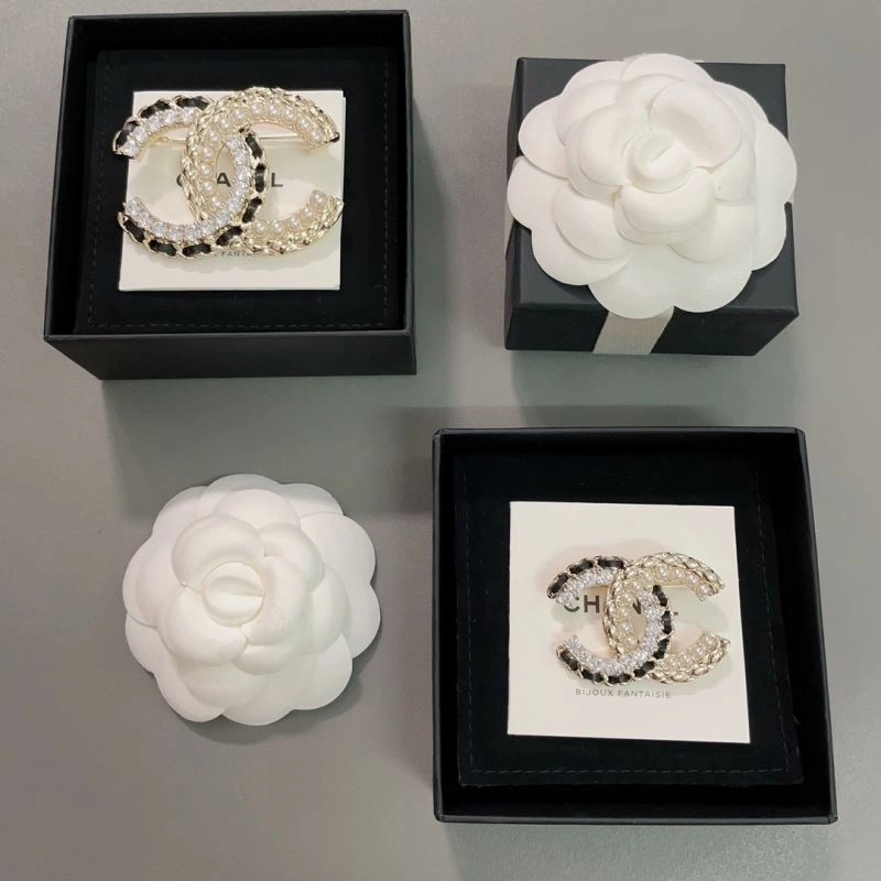 AllSeason Chxnxl Brooches 292951