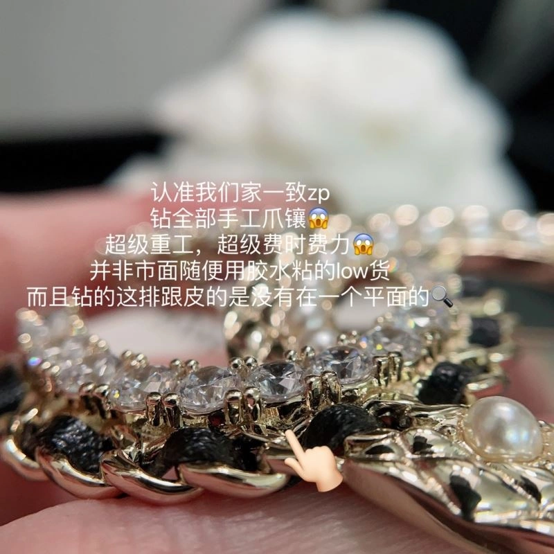 AllSeason Chxnxl Brooches 292951