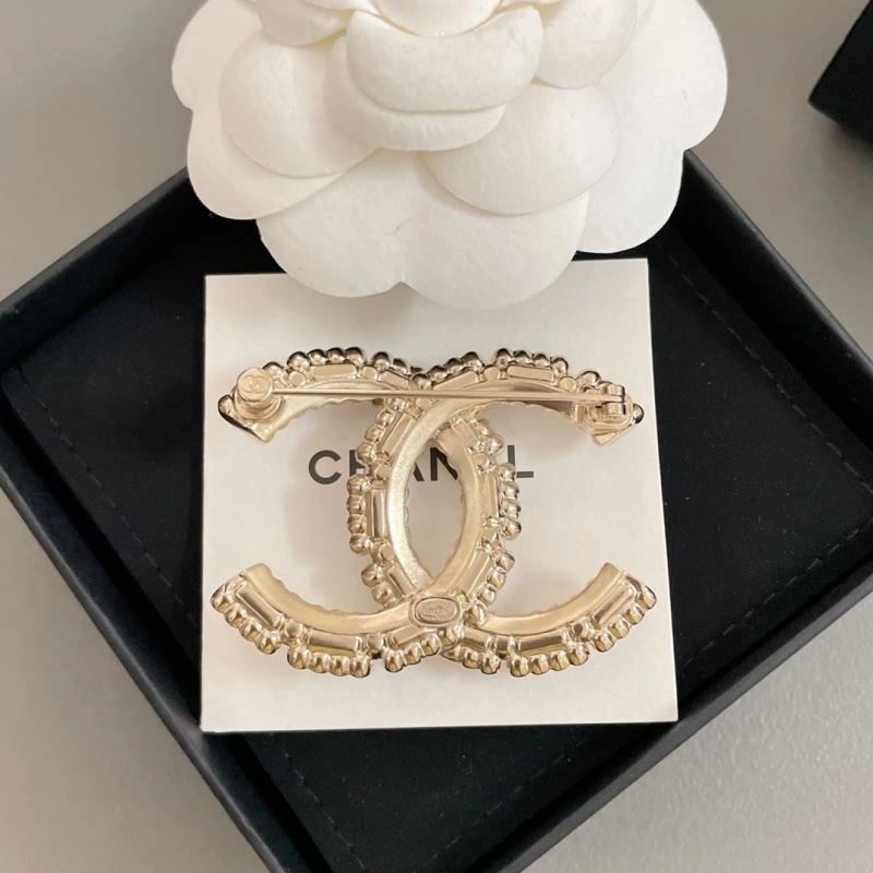 Unique Chxnxl Brooches 292957