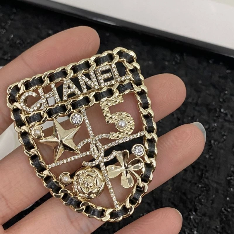 Chxnxl Brooches Flexible 292944