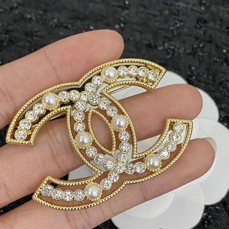 Comfortable Chxnxl Brooches 292952