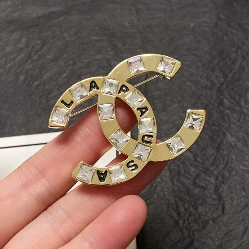 SportInspired Chxnxl Brooches 292956