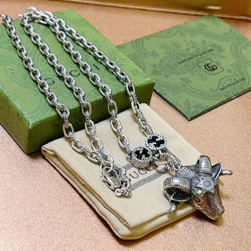 Compact Gxccx Necklaces 306741